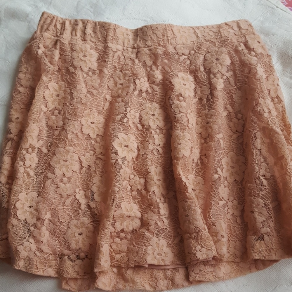 Floral skirt--GOING OFF SALE SOON!